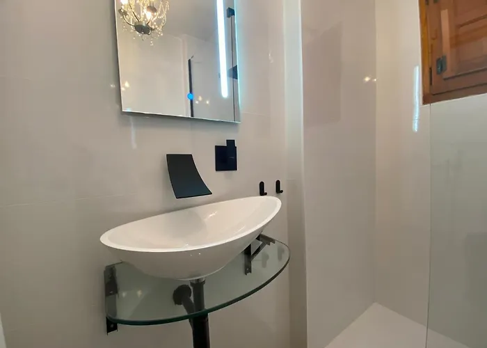 아파트 El Patio De San Pablo - De Lujo En El Centro Con Parking Gratis